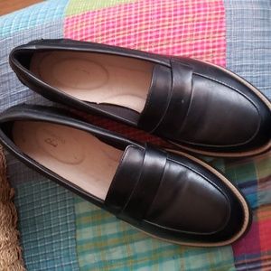 Collection by Clarks -- Black Leather Loafers Size 11